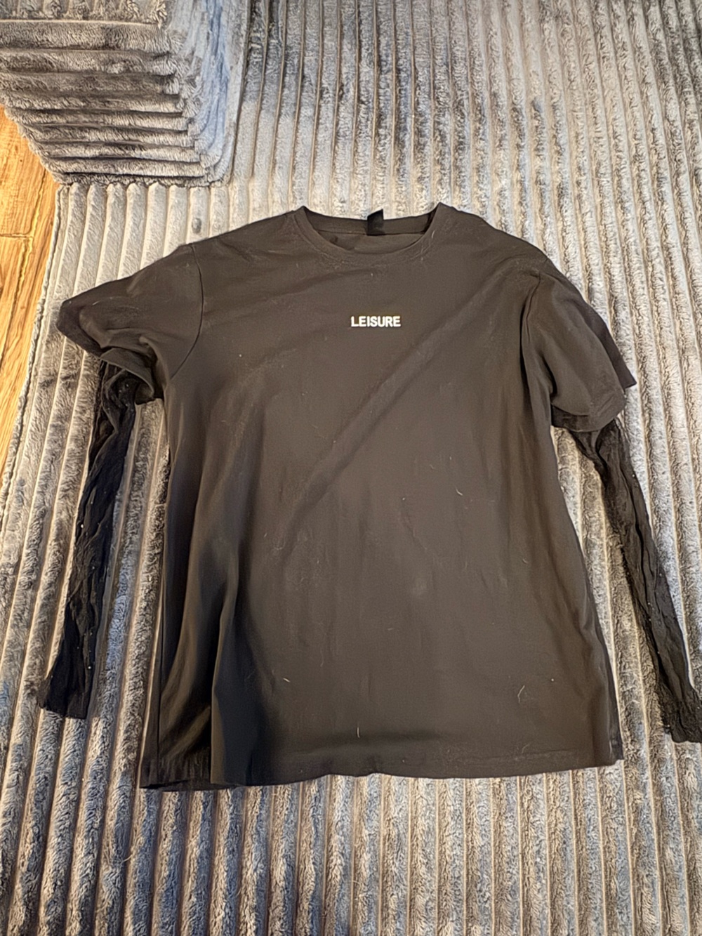 LEISURE Black Long-Sleeve Layered Tee